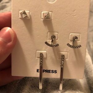 💖Express triple set of earrings, super cute !!💖